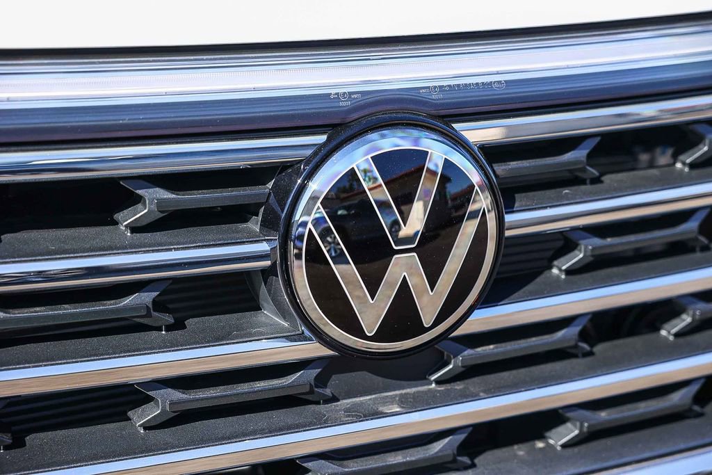 New 2026 Volkswagen Atlas SE image 17