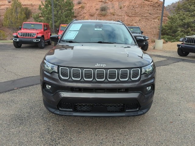 Certified 2022 Jeep Compass Latitude image 2