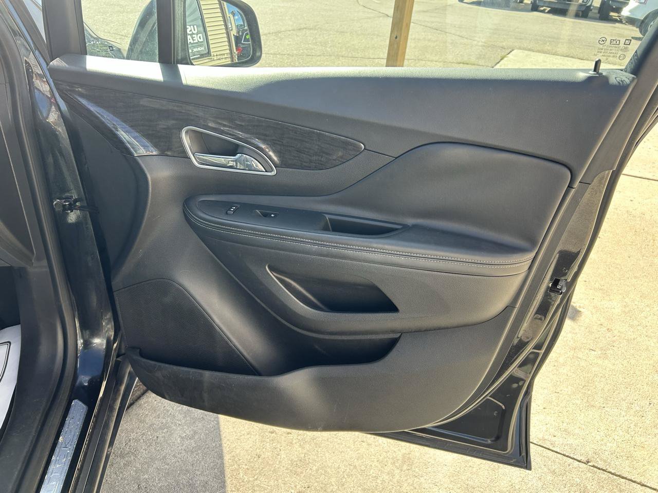 Used 2013 Buick Encore Leather AWD/4WD image 16