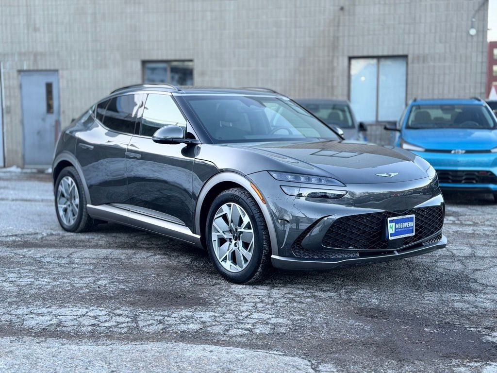 Used 2025 Genesis GV60 Advanced image 8