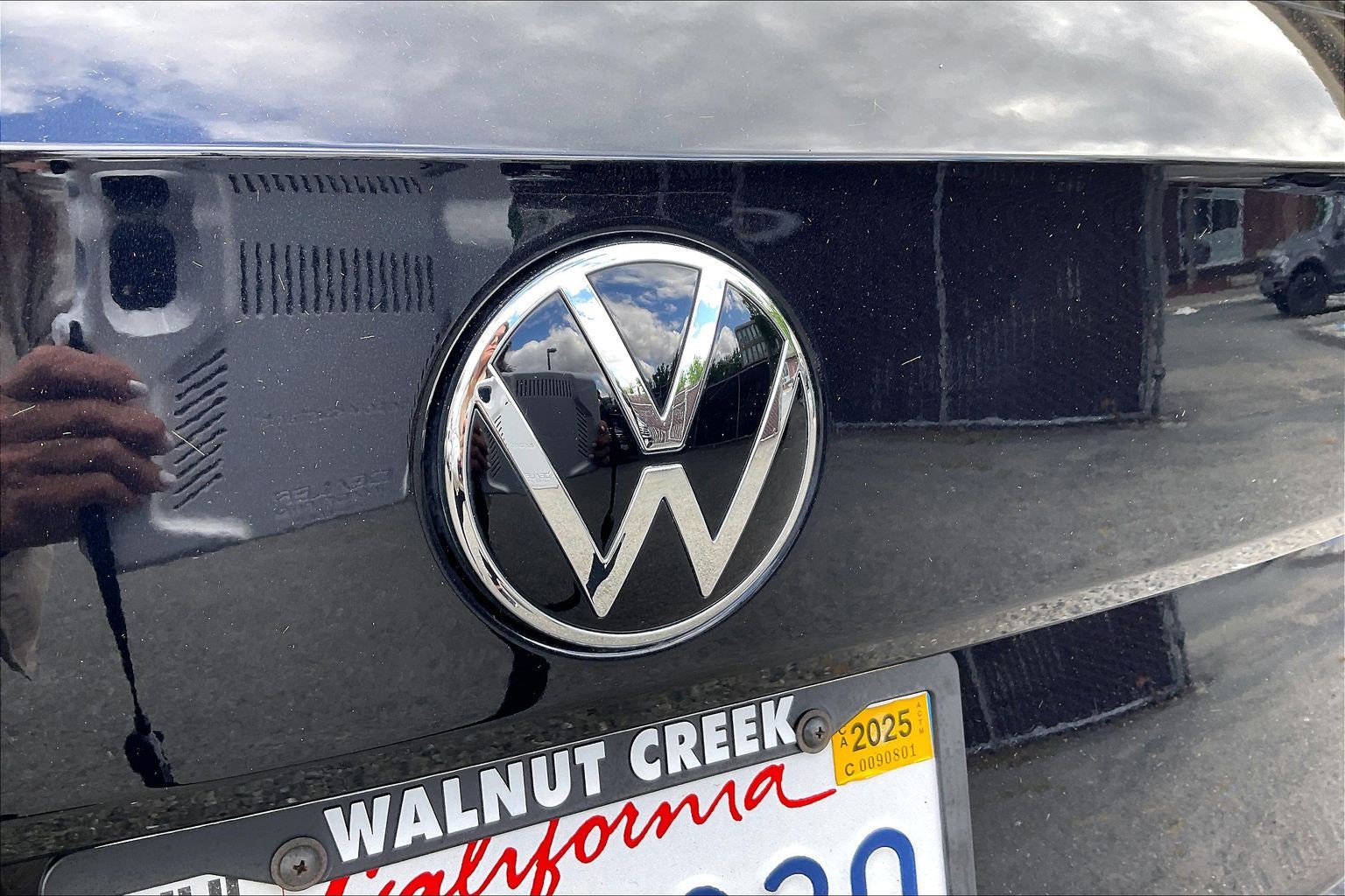 Certified 2022 Volkswagen Taos SE FWD image 31
