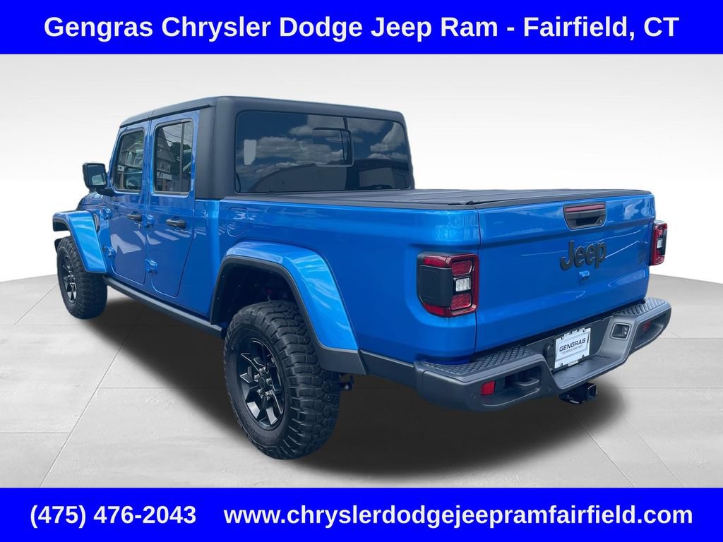 Certified 2025 Jeep Gladiator Sport AWD/4WD image 5