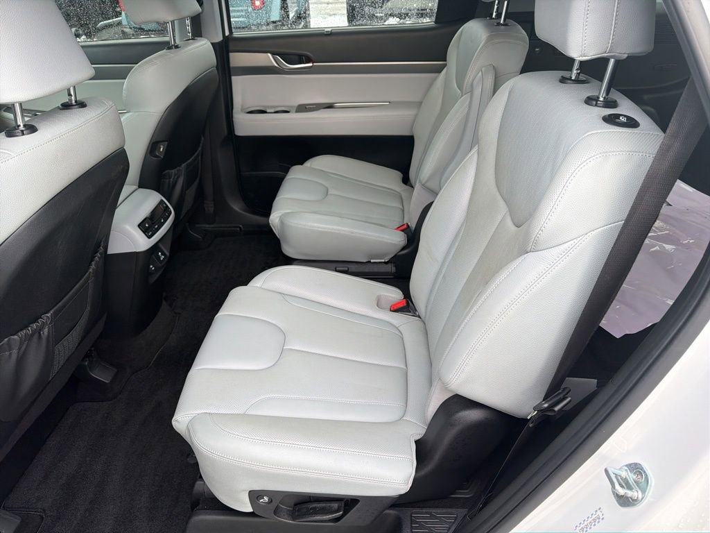 Used 2022 Hyundai Palisade SEL w/ Premium Package image 7