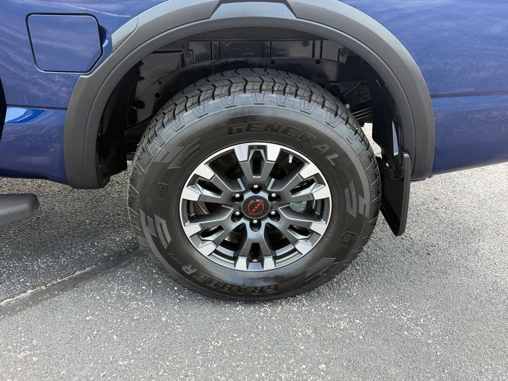 Used 2024 Nissan Titan PRO-4X w/ Pro-4x Convenience Package AWD/4WD image 39