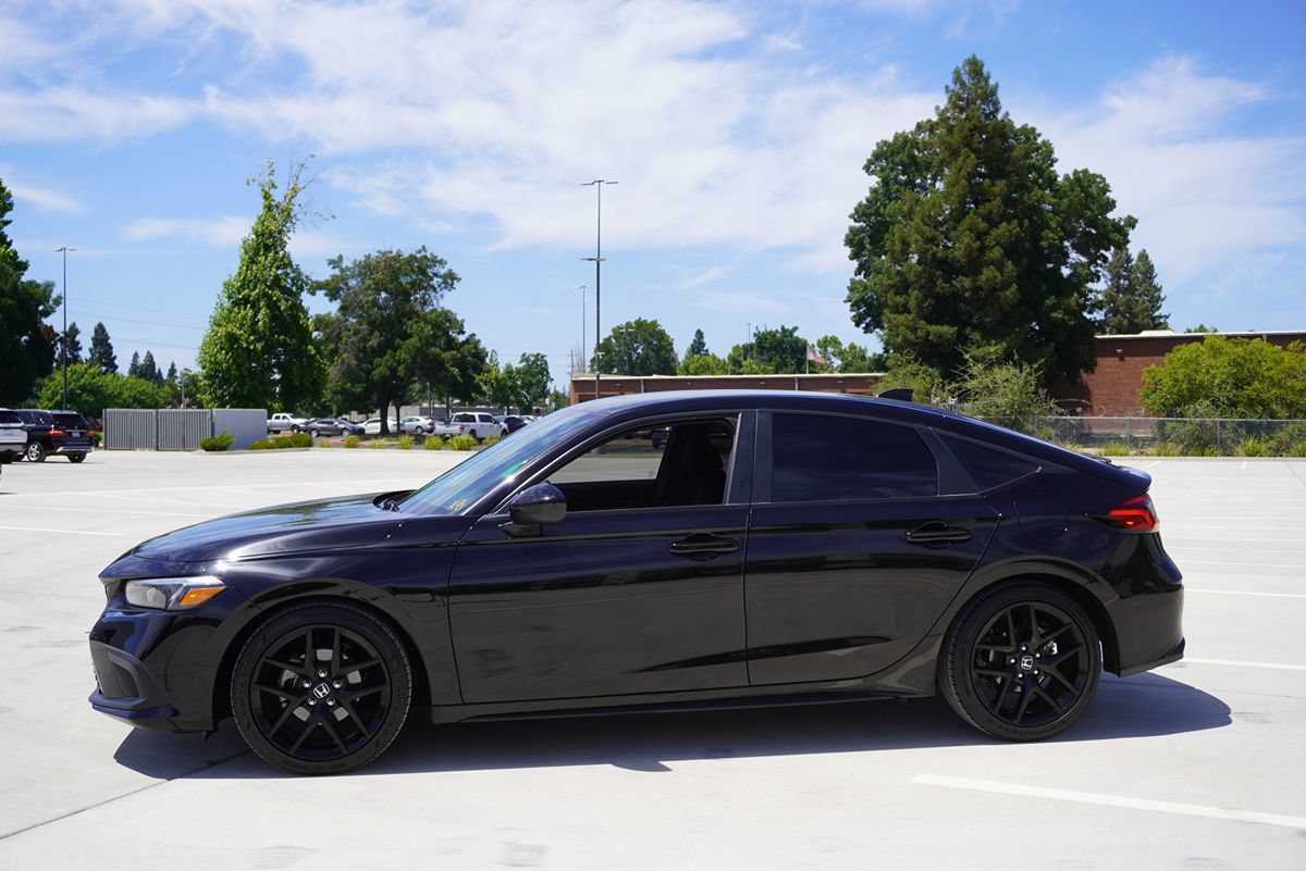 Used 2025 Honda Civic Sport image 3