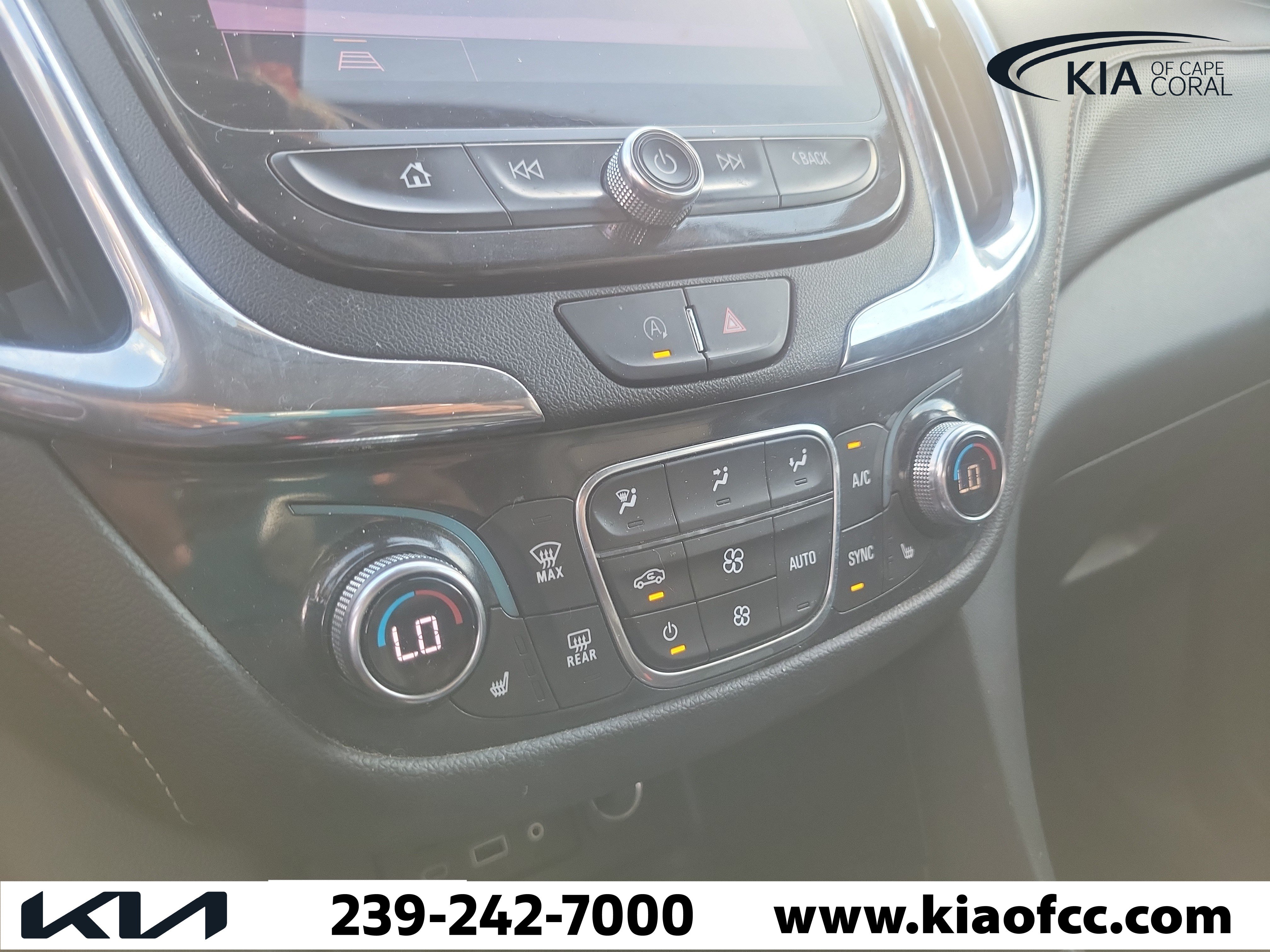 Used 2022 Chevrolet Equinox Premier w/ Redline Edition FWD image 28