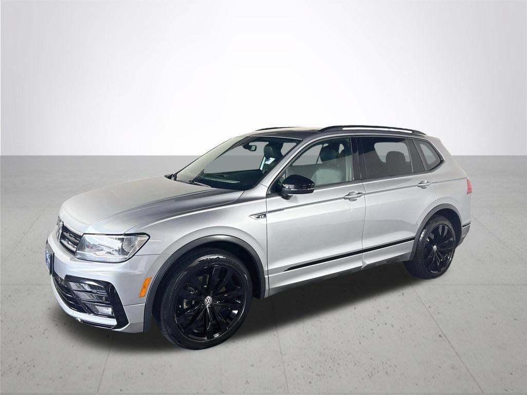 Used 2020 Volkswagen Tiguan SE R-Line AWD/4WD image 2
