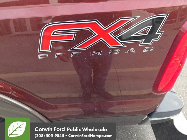Used 2016 Ford F350 Lariat w/ Lariat Ultimate Package AWD/4WD image 18