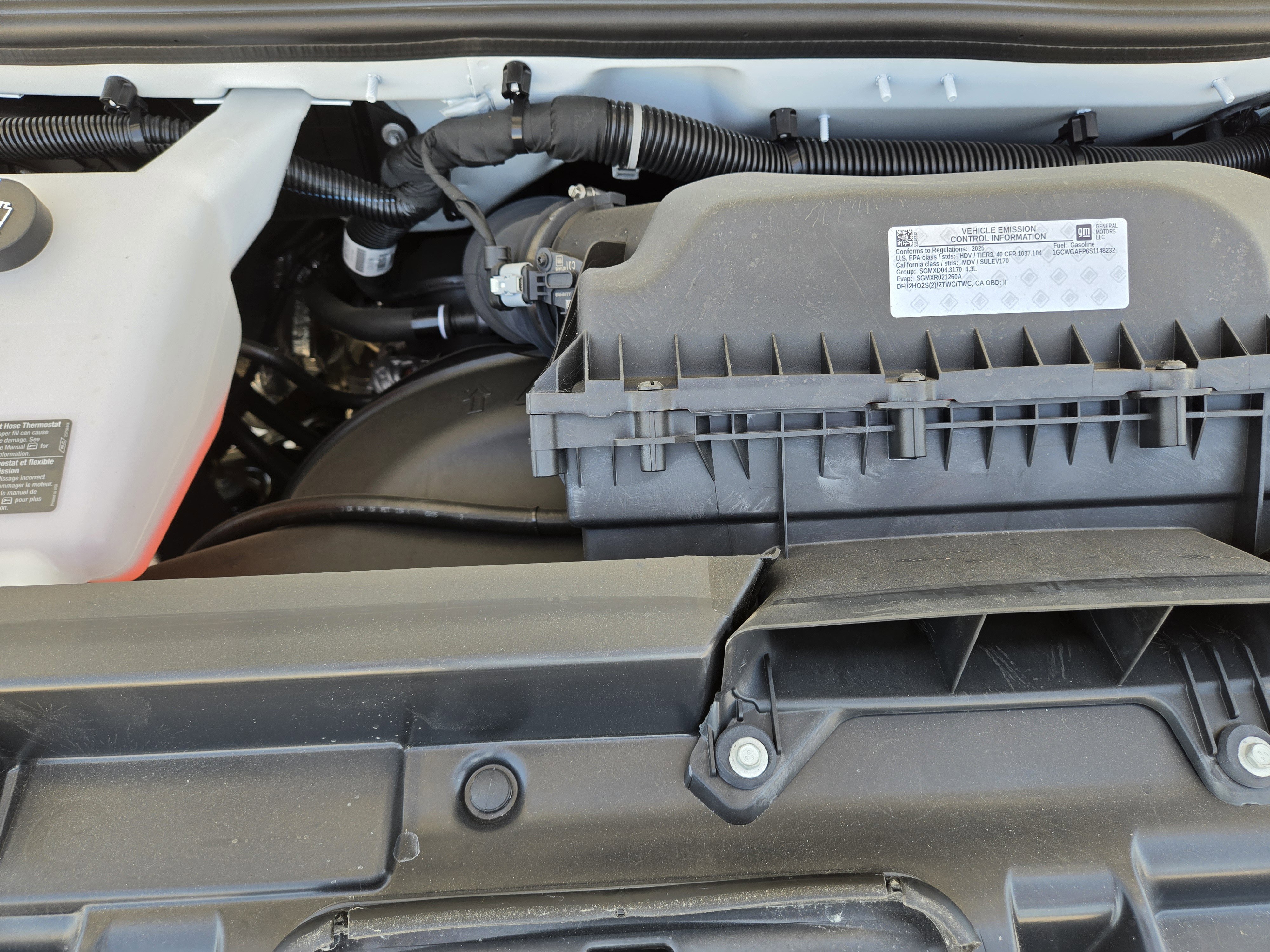 New 2025 Chevrolet Express 2500 w/ Driver Convenience Package image 21