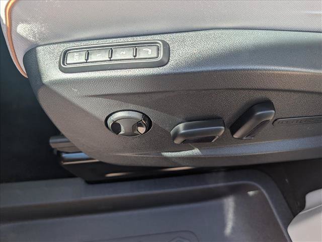 Used 2025 Volkswagen ID. Buzz Pro S Plus AWD/4WD image 37