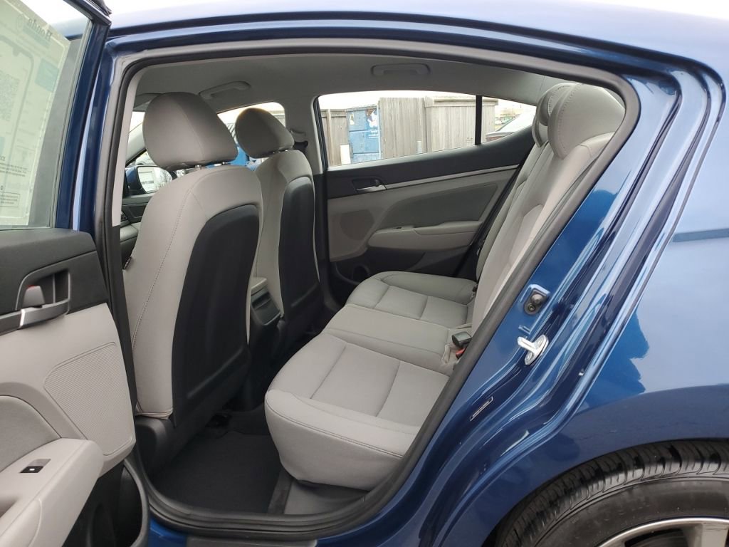Used 2018 Hyundai Elantra SEL image 32