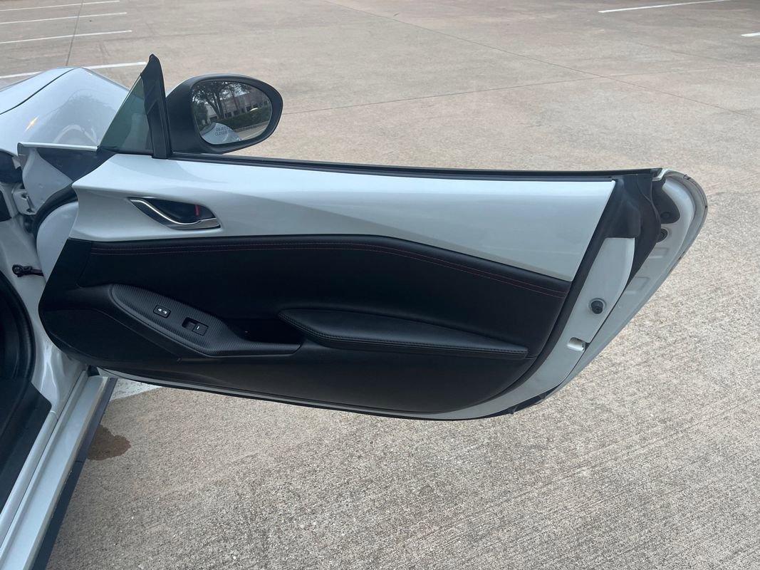 Used 2019 MAZDA MX-5 Miata Grand Touring image 16