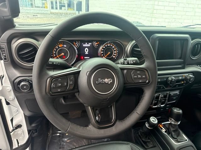 Used 2023 Jeep Wrangler Unlimited Sport AWD/4WD image 11