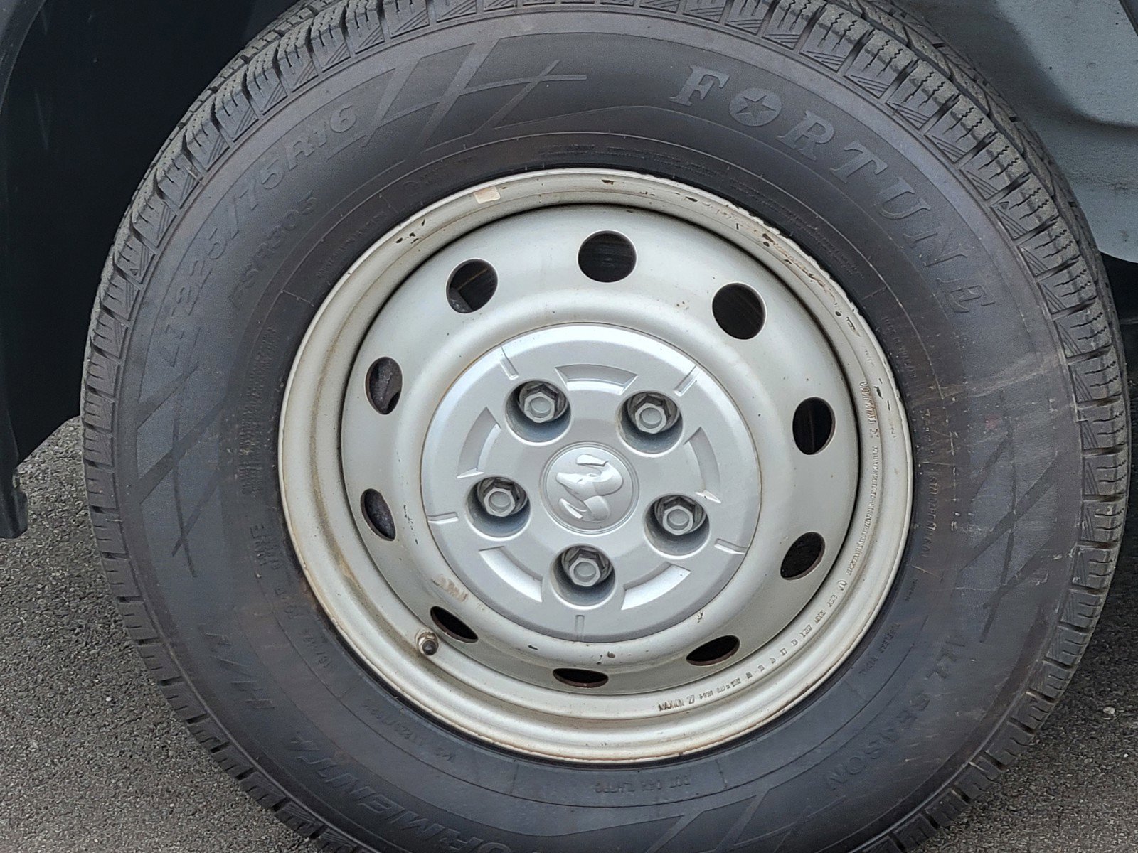 New 2024 RAM ProMaster 3500 w/ Cold Weather Group image 9