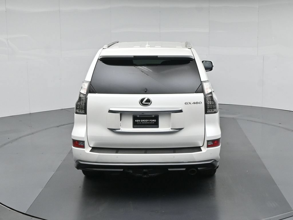 Used 2023 Lexus GX 460 Luxury w/ Sport Design Package AWD/4WD image 45