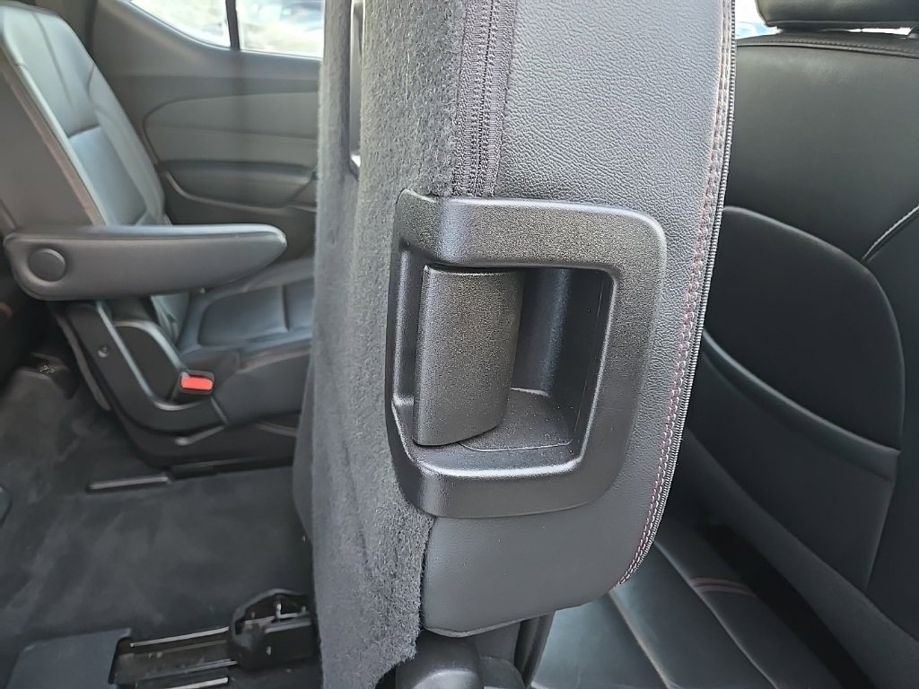 Used 2022 Chevrolet Traverse RS image 84