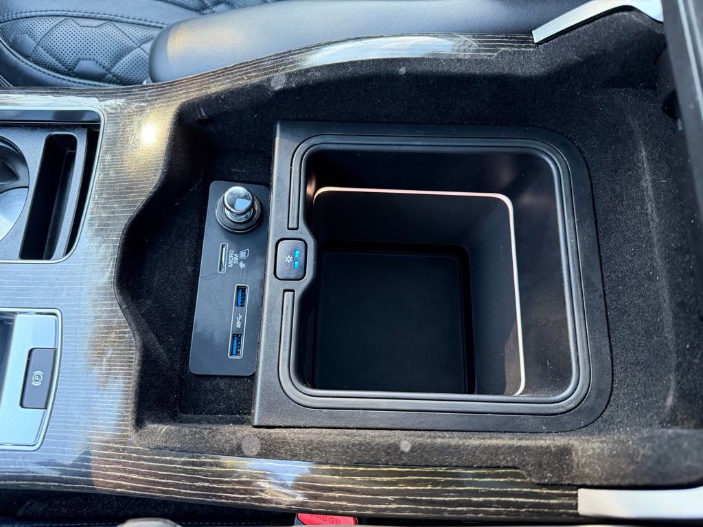 Used 2021 Land Rover Range Rover SV Autobiography Dynamic image 27