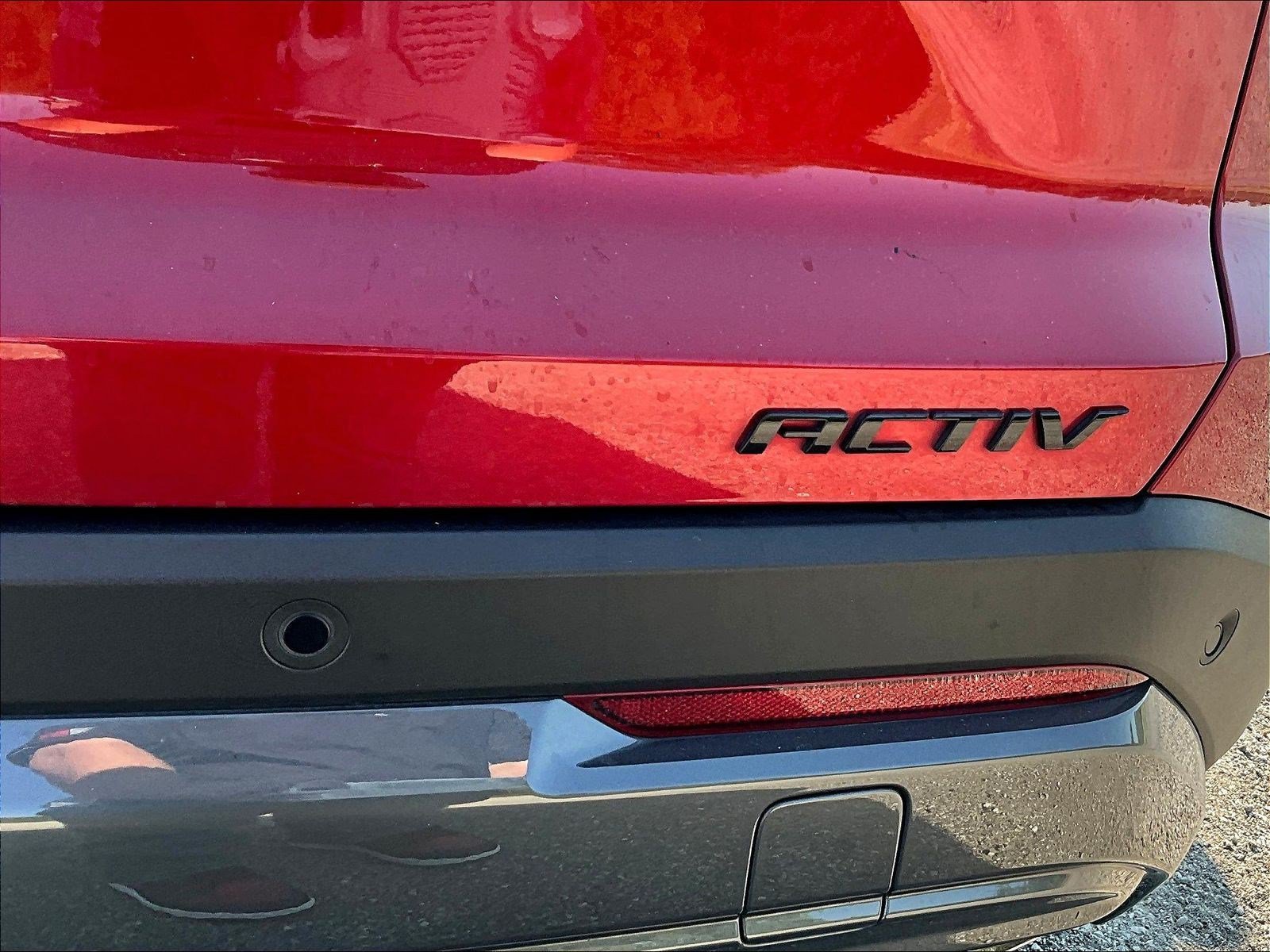 Used 2025 Chevrolet Equinox ACTIV w/ Safety and Technology Package AWD/4WD image 24