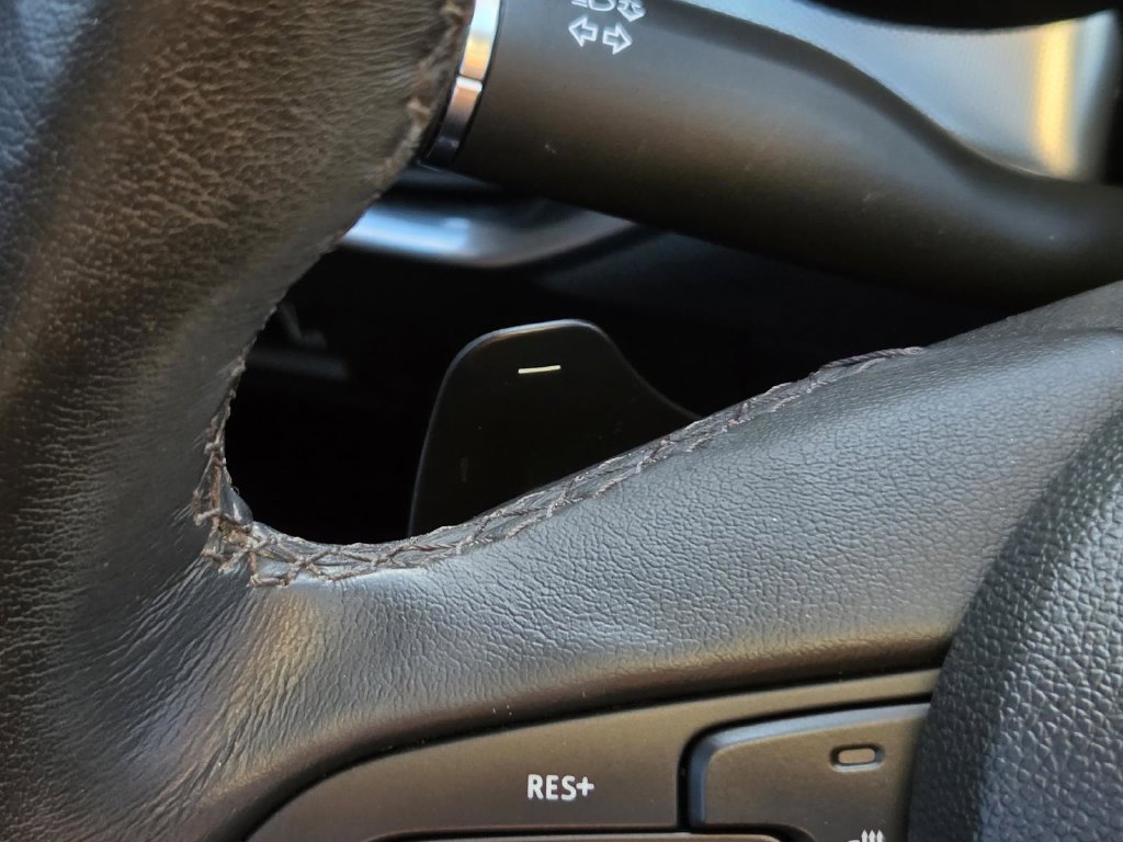 Used 2023 Cadillac XT4 Premium Luxury w/ Cold Weather Package FWD image 33