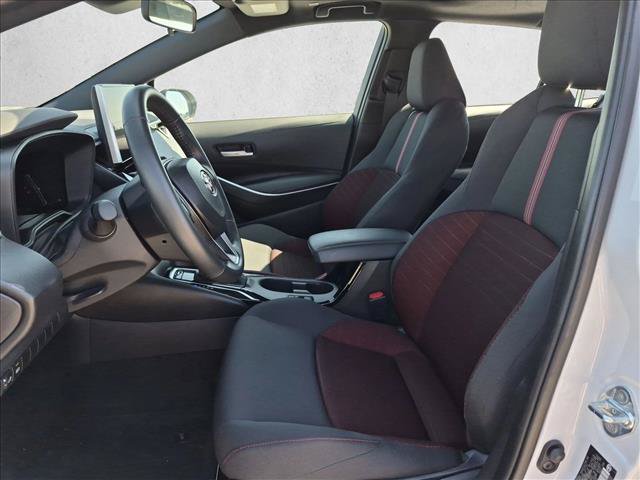Certified 2025 Toyota Corolla SE w/ SE Premium Package FWD image 16