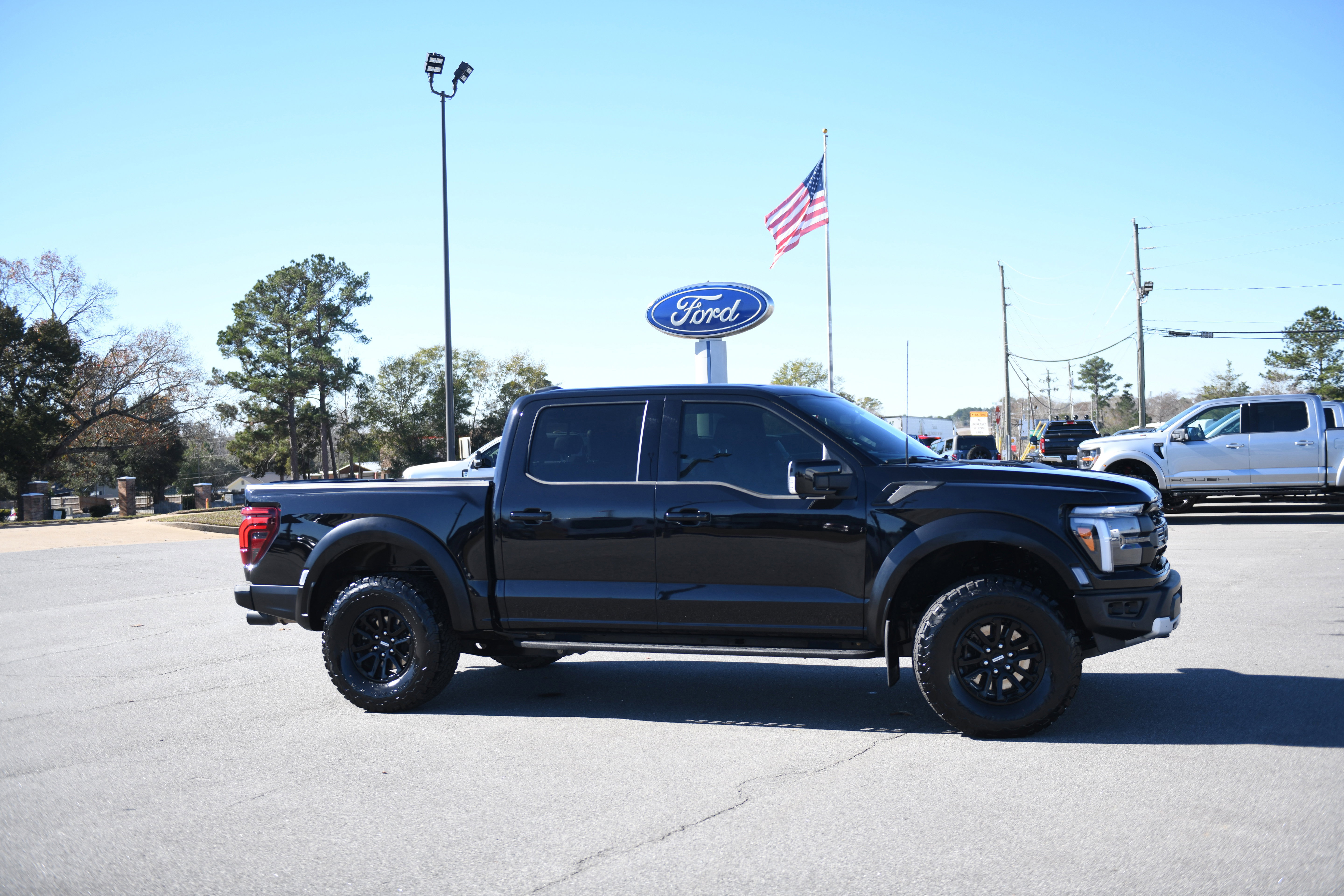 Used 2024 Ford F150 Raptor image 2