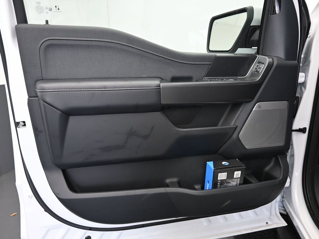 New 2026 Ford F150 Lariat w/ Equipment Group 501A Mid AWD/4WD image 24