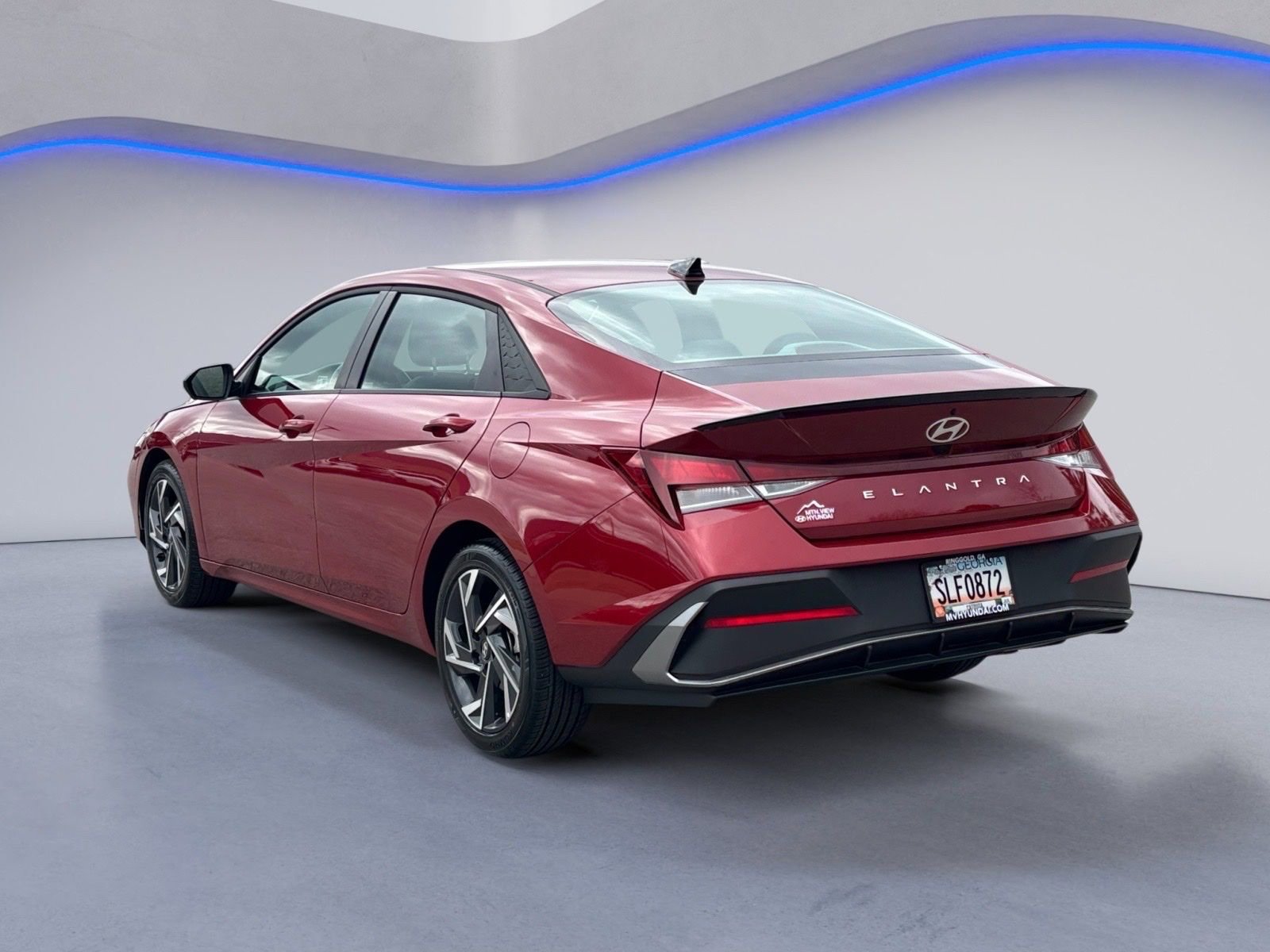 Certified 2025 Hyundai Elantra Sport FWD image 6