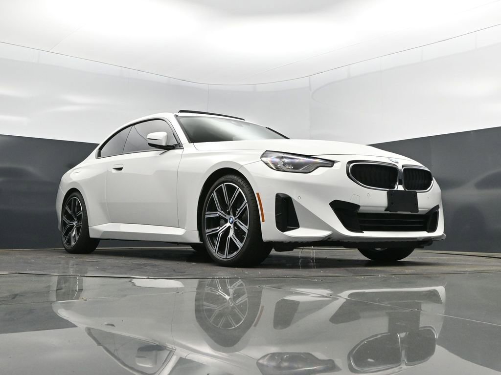 Certified 2024 BMW 230i Coupe w/ Premium Package image 42