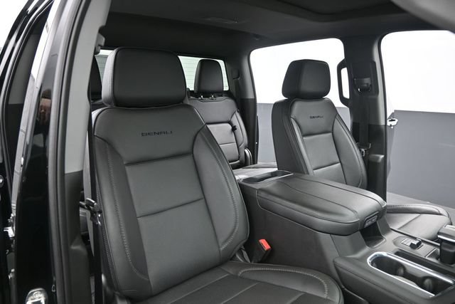 Used 2023 GMC Sierra 1500 Denali AWD/4WD image 23