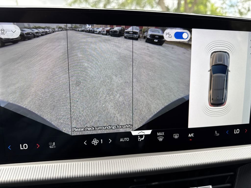 New 2026 Ford Explorer Tremor image 24