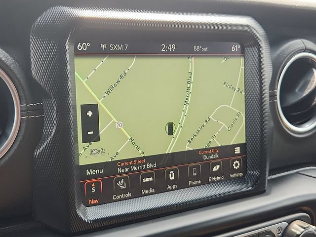 Used 2023 Jeep Wrangler Unlimited Sahara w/ Cold Weather Group AWD/4WD image 13