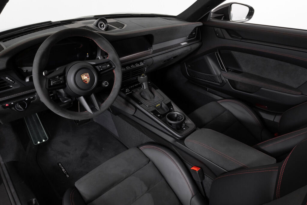 Used 2026 Porsche 911 GT3 image 40