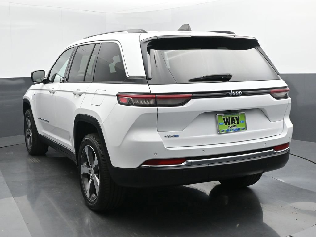 Used 2023 Jeep Grand Cherokee 4WD 4xe image 4