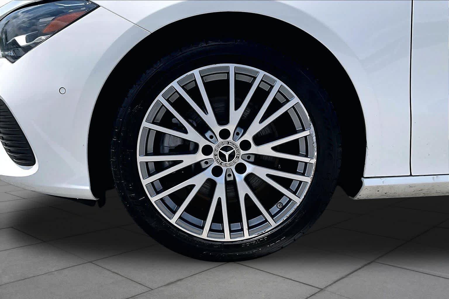 Used 2025 Mercedes-Benz CLA 250 image 11