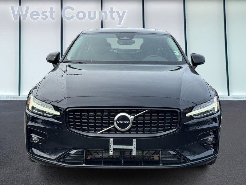 Certified 2024 Volvo S60 B5 Core image 10