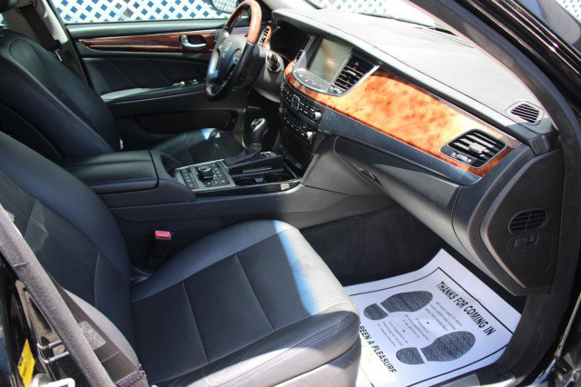 Used 2016 Hyundai Equus Ultimate RWD image 10