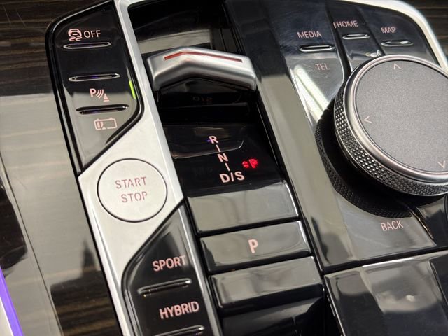 Used 2024 BMW X5 xDrive50e image 32