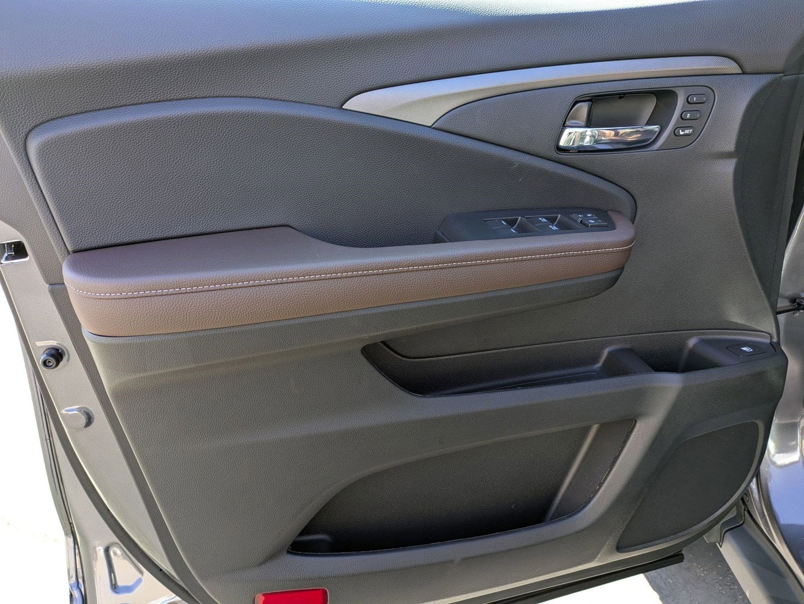 New 2025 Honda Ridgeline RTL+ image 13