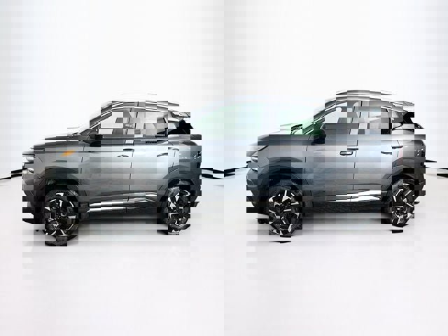 New 2026 Nissan Kicks SV image 8