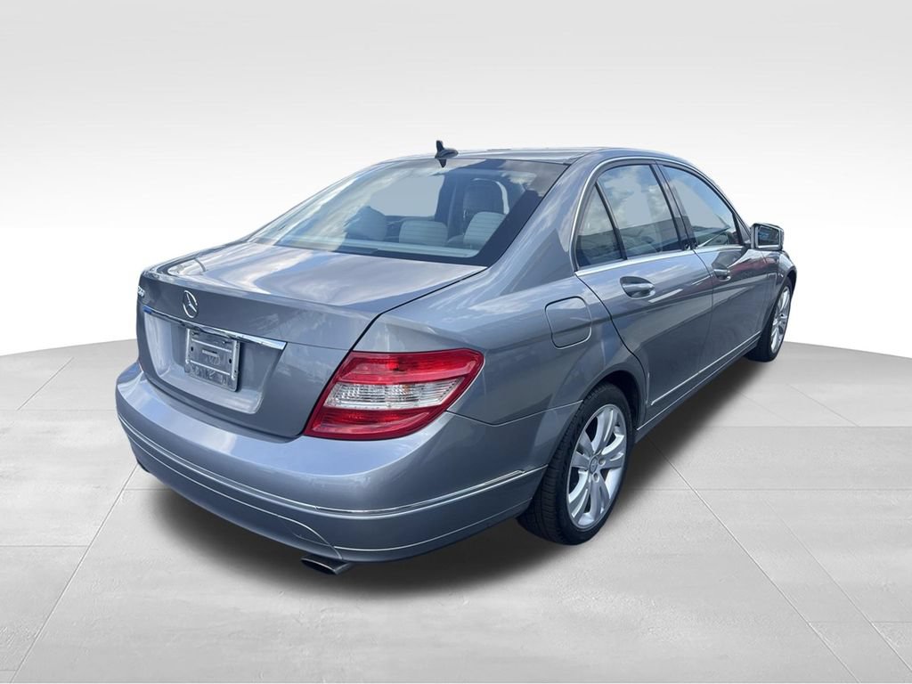 Used 2011 Mercedes-Benz C 300 Sedan image 10
