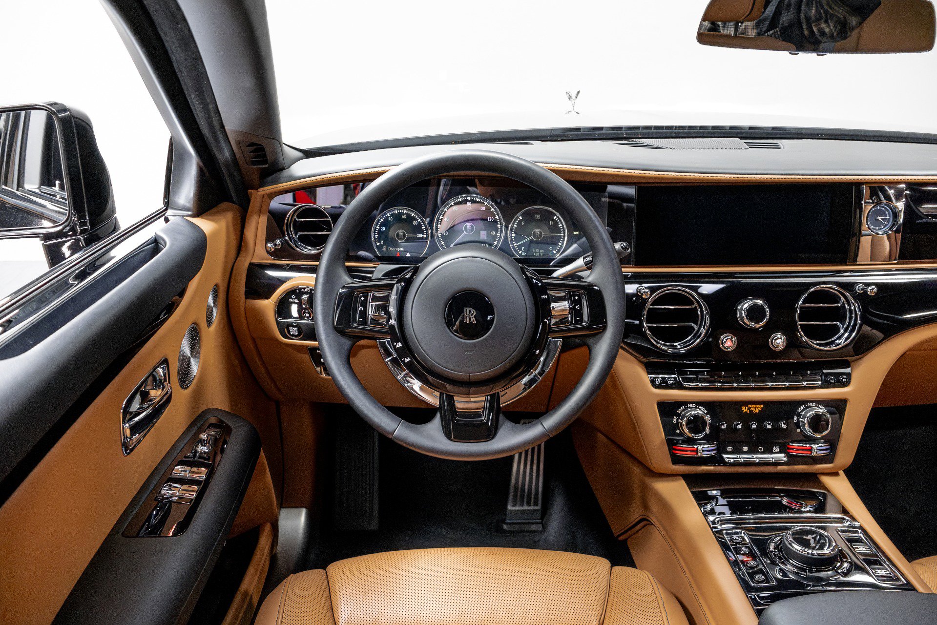 Used 2022 Rolls-Royce Ghost AWD/4WD image 69