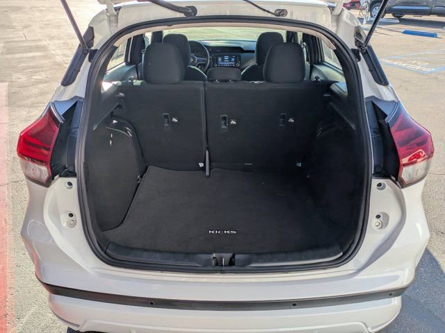 Used 2024 Nissan Kicks SR image 10