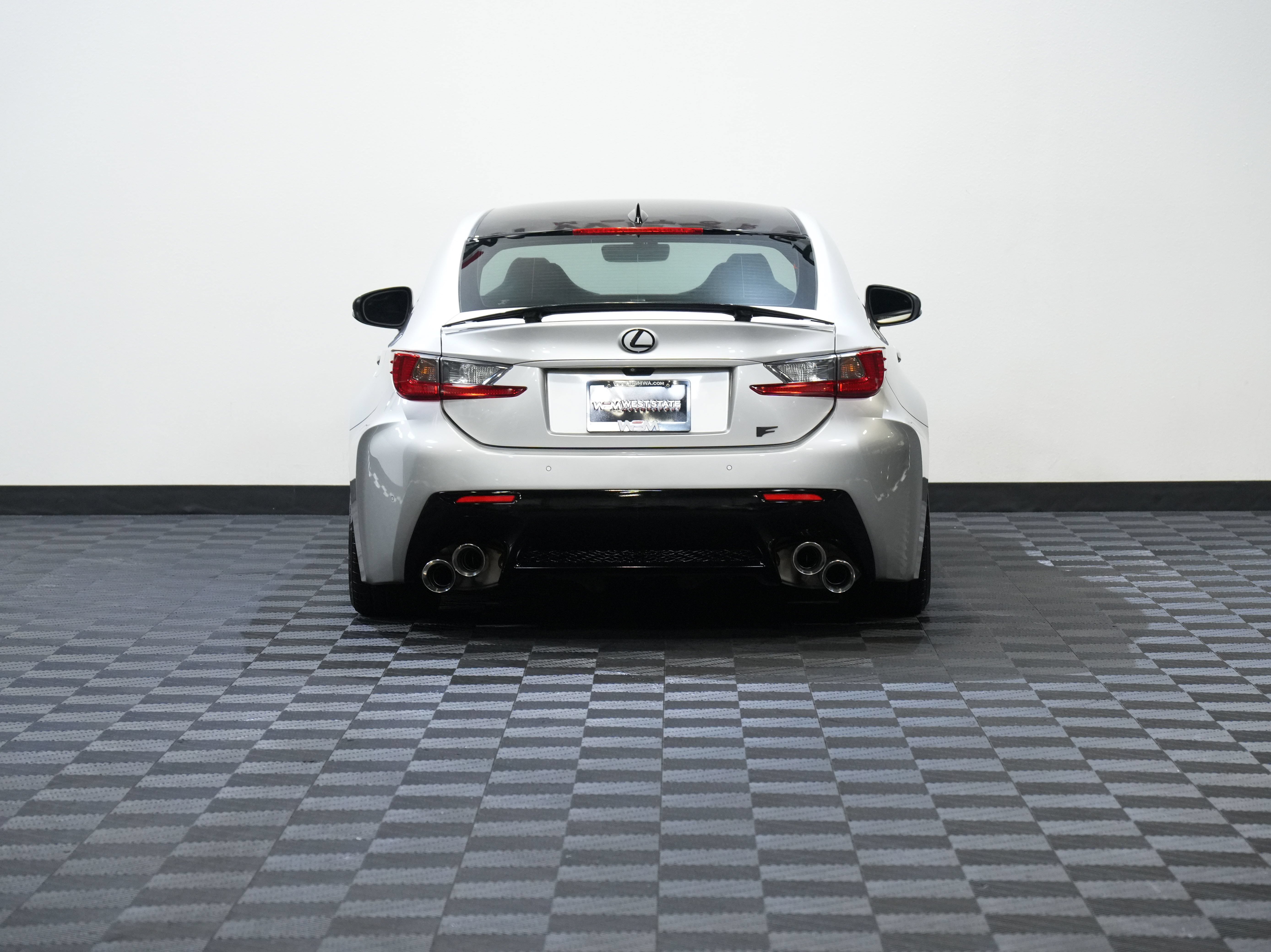 Used 2015 Lexus RC F w/ Performance Package RWD image 7