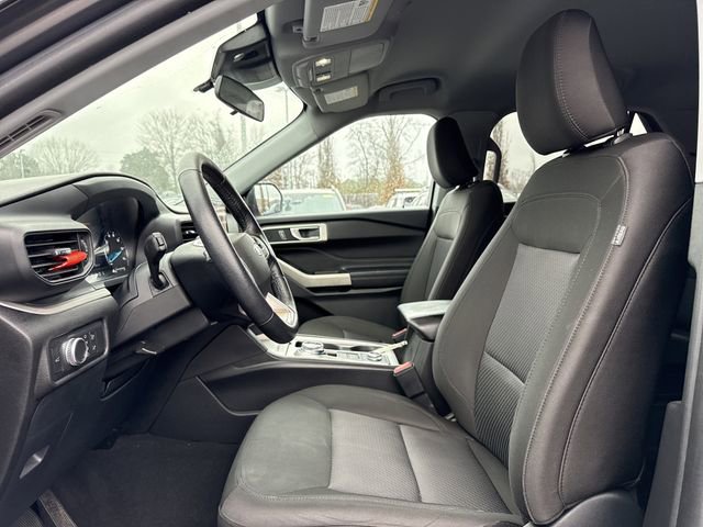 Used 2022 Ford Explorer XLT image 8