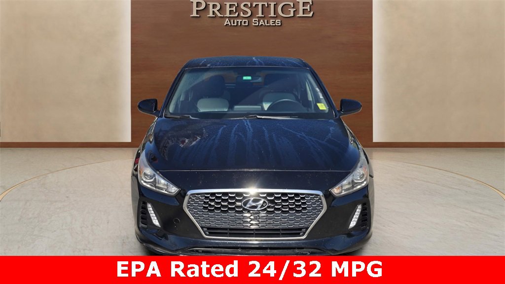 Used 2018 Hyundai Elantra GT image 22