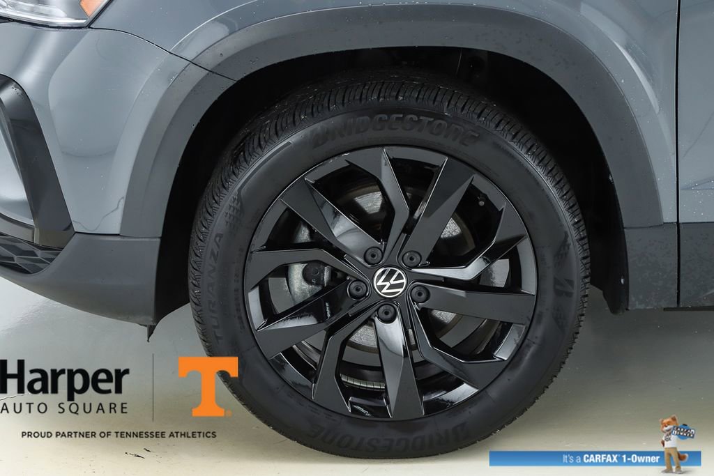 Used 2022 Volkswagen Taos SE image 43