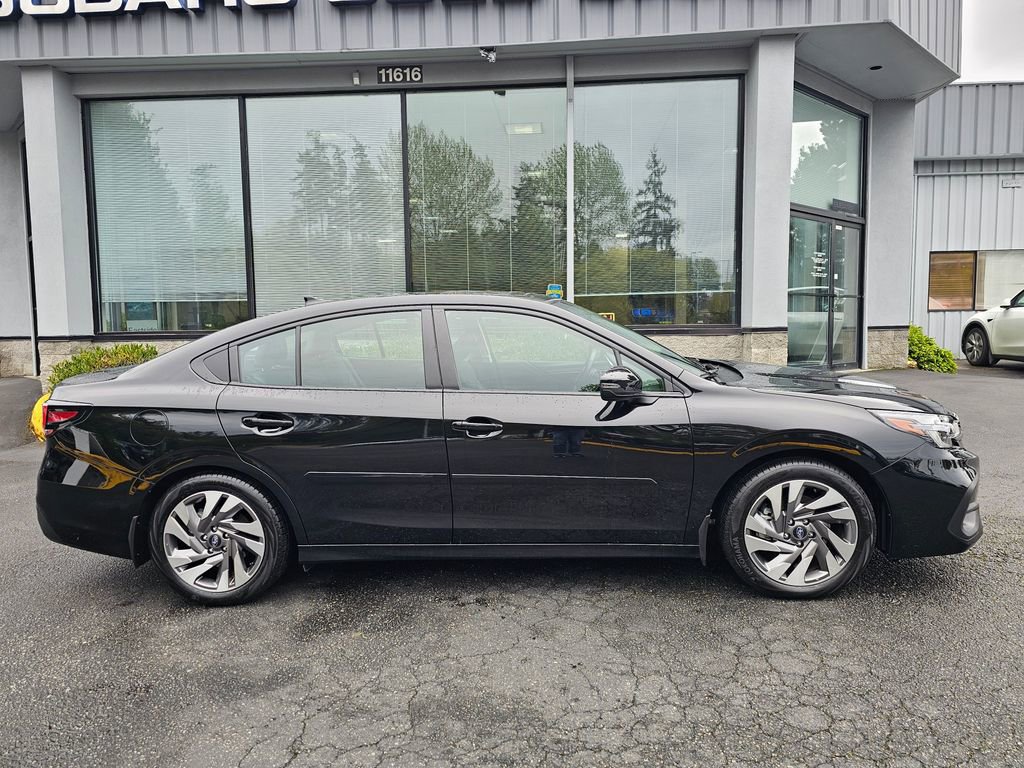 Used 2025 Subaru Legacy Limited AWD/4WD image 8
