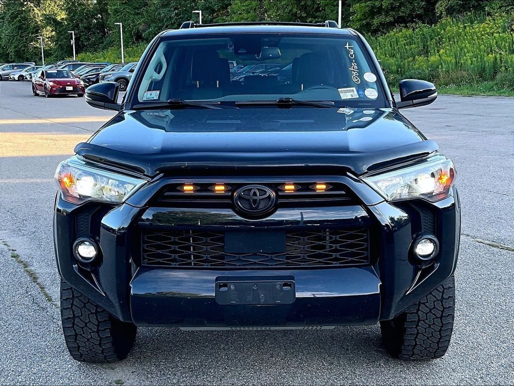 Used 2021 Toyota 4Runner SR5 Premium w/ Moonroof Package AWD/4WD image 2
