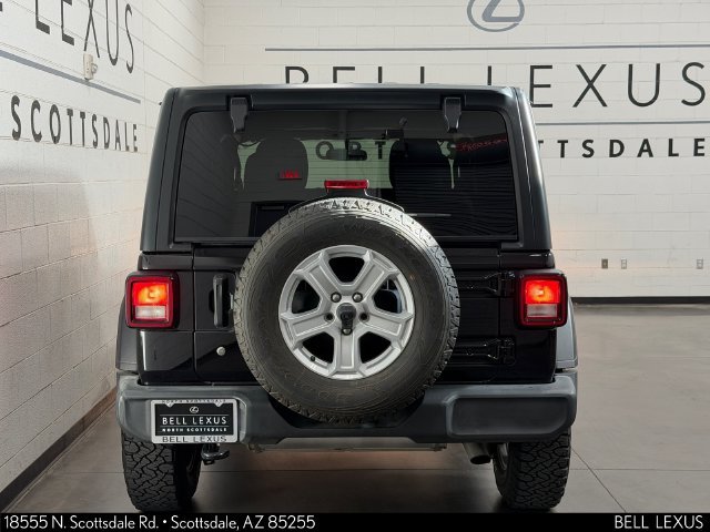Used 2019 Jeep Wrangler Sport AWD/4WD image 4