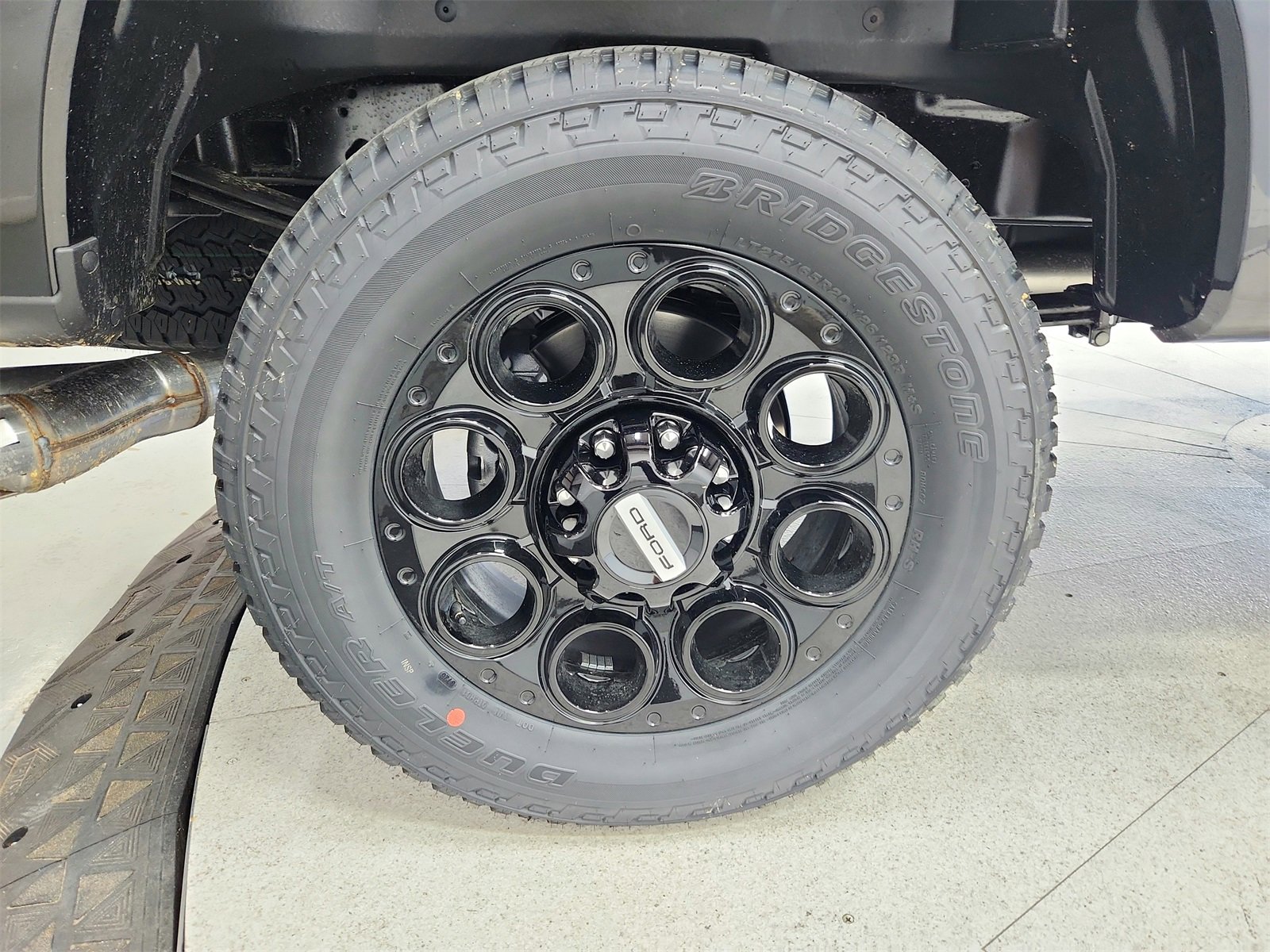 New 2026 Ford F250 Lariat w/ Black Appearance Package image 49